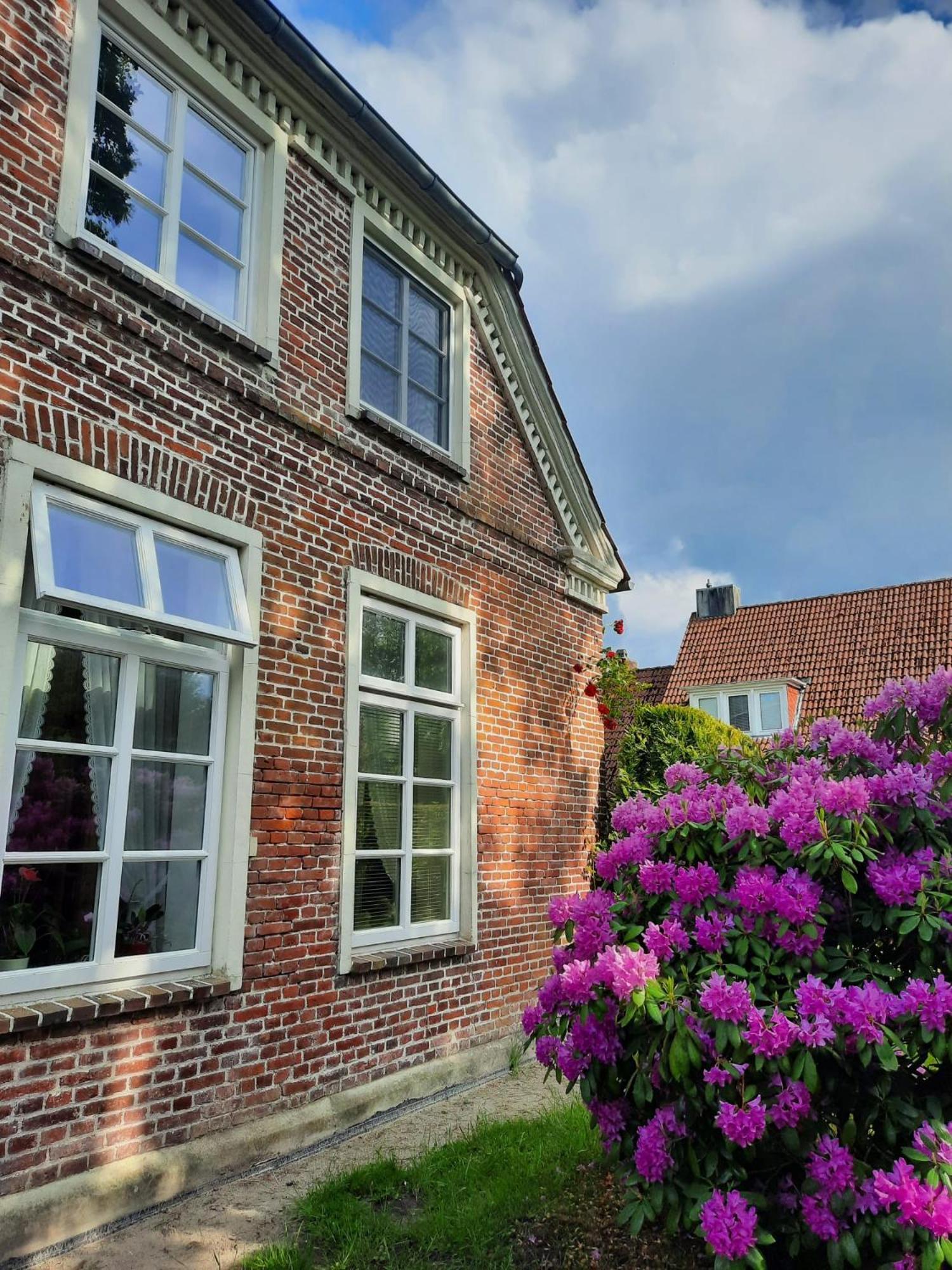 Haus Am Herrenwall Esens Eksteriør billede